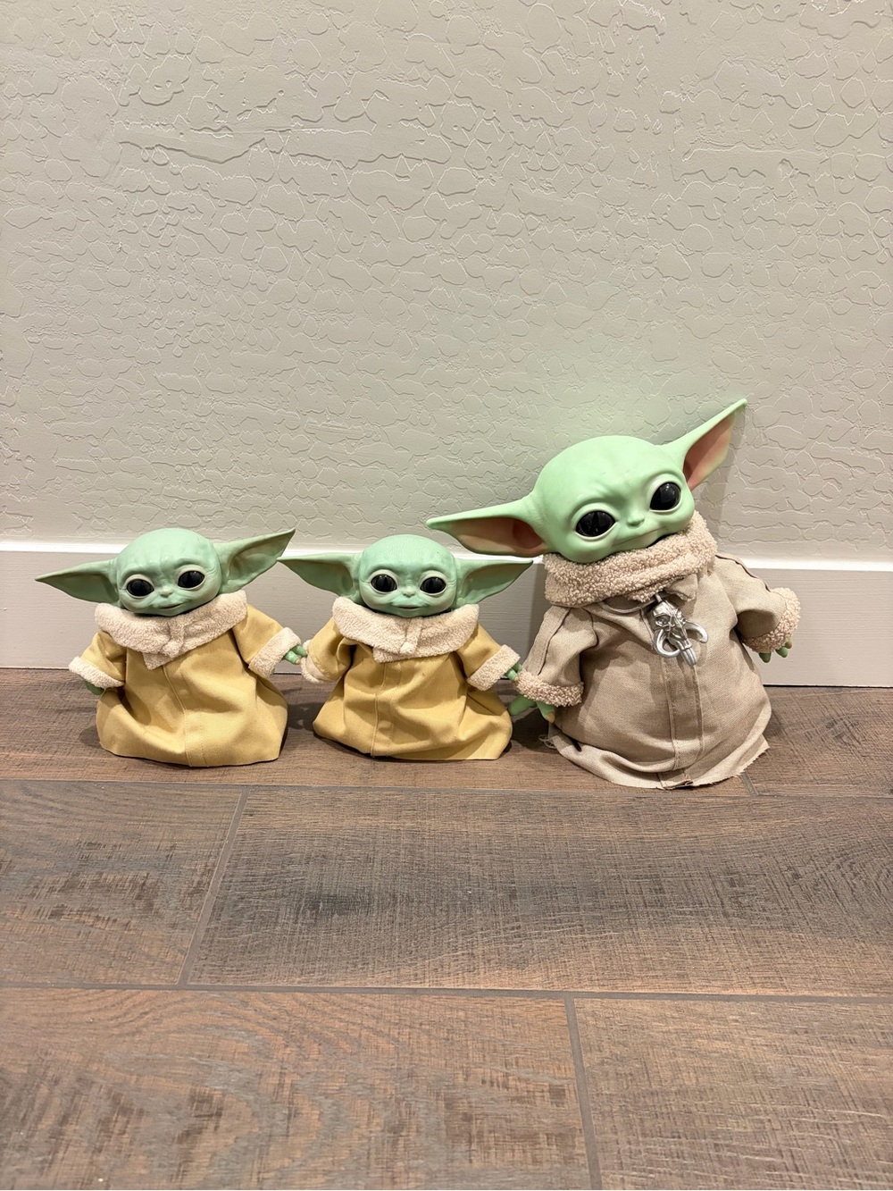 Mattel Grogu (Baby Yoda) Plush Trio in Green with Tan and Yellow Robes